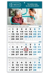 luxe zakelijke kalender met 3 maanden zichtbaar en bedrijfsgegevens bedrukt